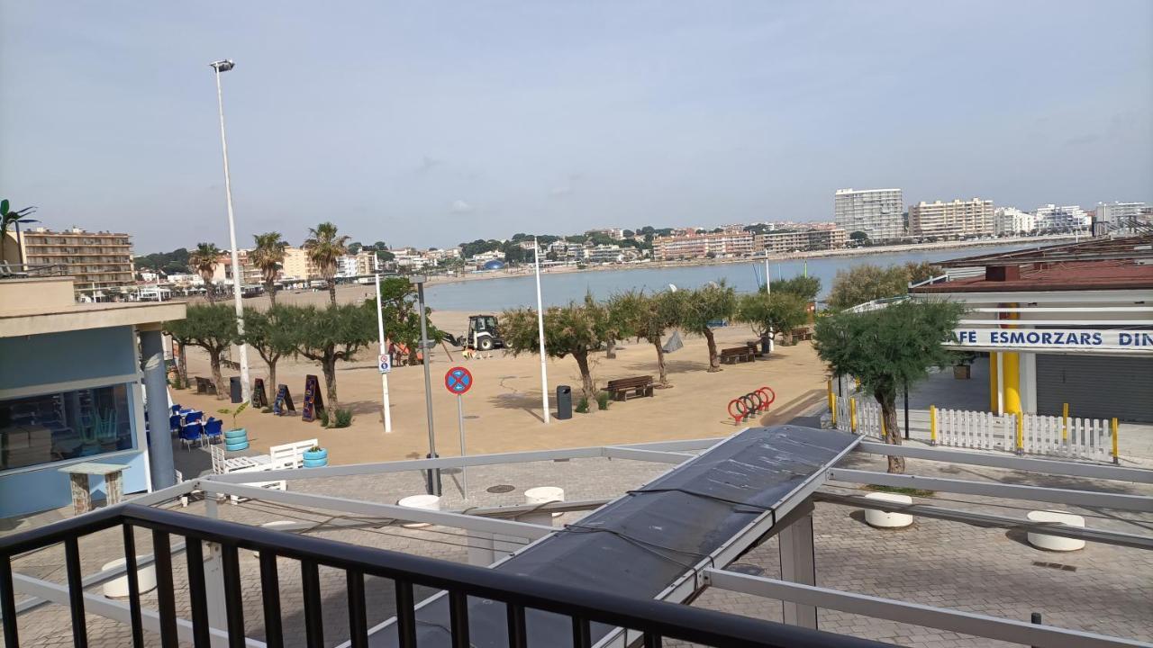 Appartamento El Balcon De Riells L' Escala Esterno foto